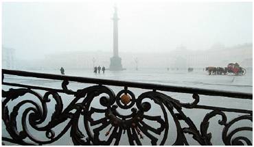 Saint-Petersburg. The Palace (Dvortsovaya) Square