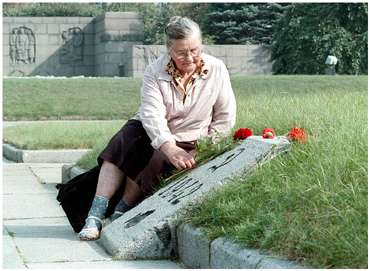 Saint-Petersburg. Piskarevskoye Memorial Cemetery