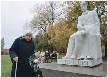 Saint-Petersburg. The Monument to Esenin