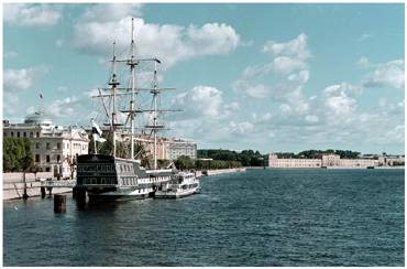 Saint-Petersburg. Petrovskaya Embankment