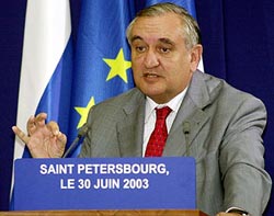 French prime minister Jean-Pierre Raffaren in Saint-Petersburg