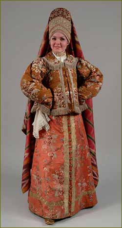 Woman,s folk costume in Russia of 18th-20th centuries. 05 March - May 2014.