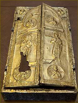 An Exact Copy of the Skevr Reliquary was Donated to the Treasury House Museum of Holy Etchmiadzin